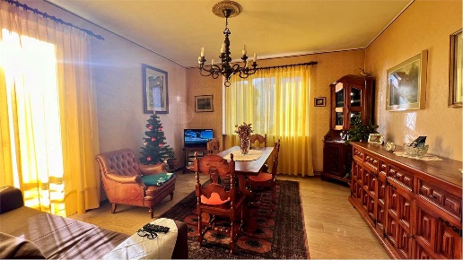 appartamento in vendita a Cerete in zona Novezio