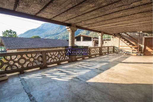 appartamento in vendita a Cerete in zona Novezio