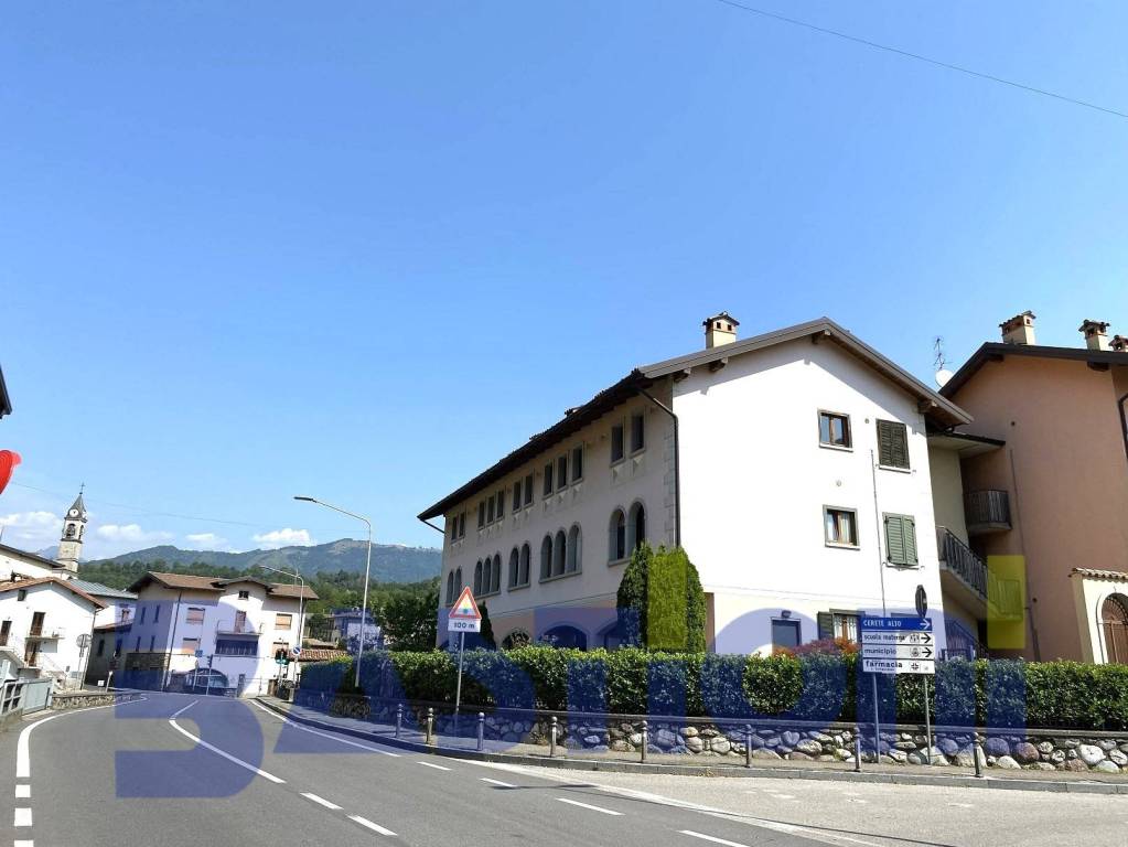 appartamento in vendita a Cerete in zona Novezio
