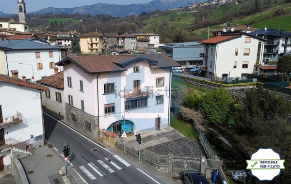 casa indipendente in vendita a Cerete in zona Novezio