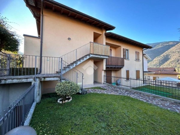 casa indipendente in vendita a Cerete in zona Novezio