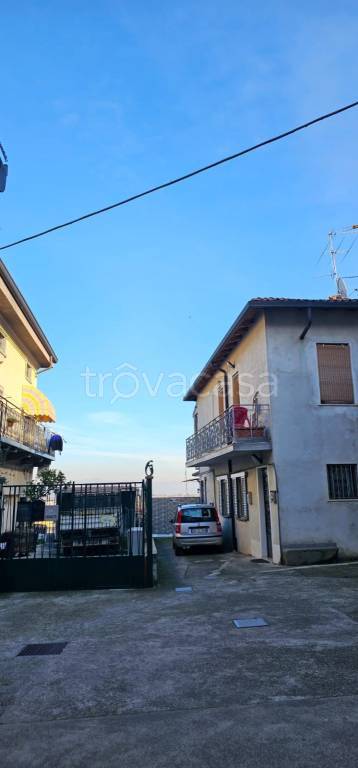 casa semindipendente in vendita a Chignolo d'Isola
