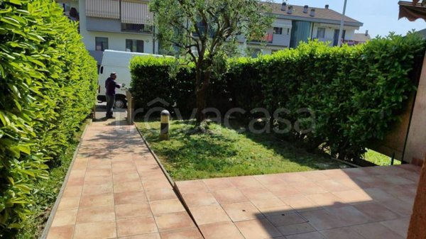 casa indipendente in vendita a Chignolo d'Isola
