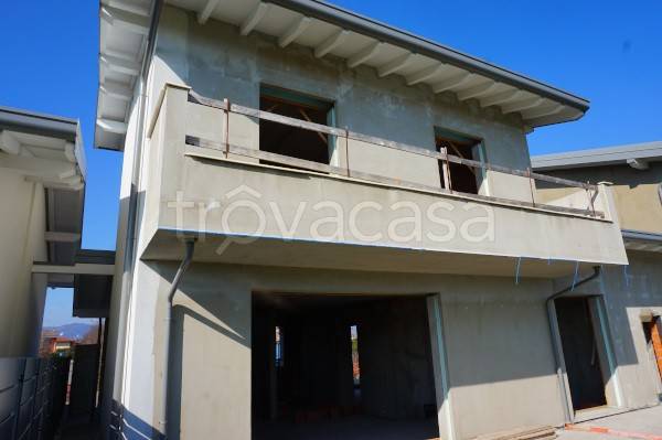 casa indipendente in vendita a Chignolo d'Isola