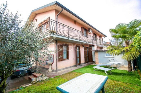 casa indipendente in vendita a Chignolo d'Isola