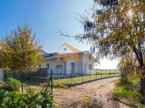 casa indipendente in vendita a Chignolo d'Isola