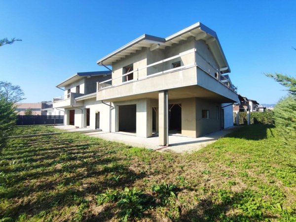 casa indipendente in vendita a Chignolo d'Isola