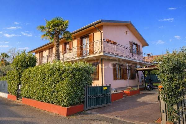 casa indipendente in vendita a Chignolo d'Isola