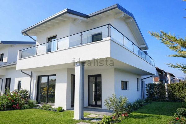 casa indipendente in vendita a Chignolo d'Isola