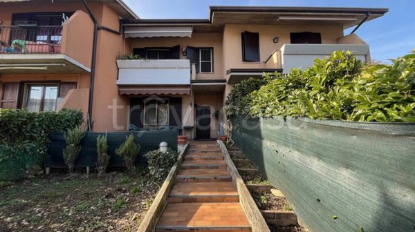 casa indipendente in vendita a Chignolo d'Isola