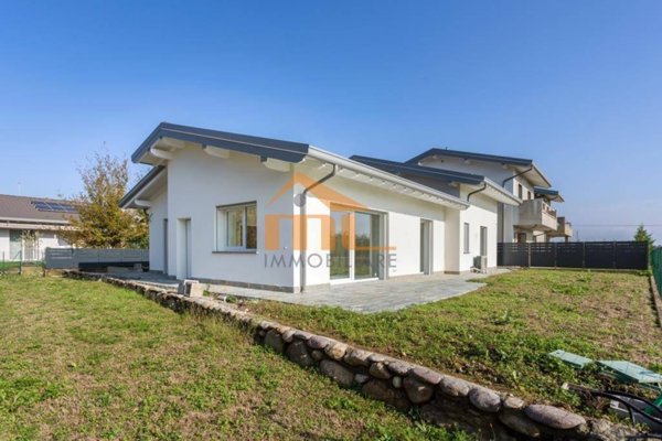 casa indipendente in vendita a Chignolo d'Isola
