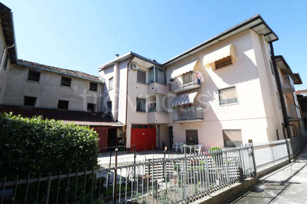 appartamento in vendita a Chignolo d'Isola
