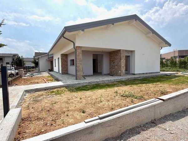 casa indipendente in vendita a Chignolo d'Isola