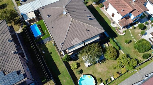 casa indipendente in vendita a Chignolo d'Isola