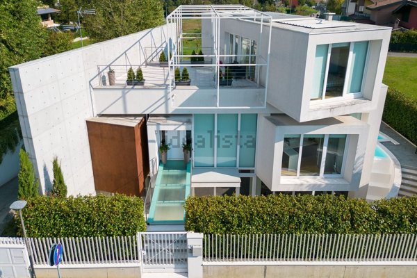 casa indipendente in vendita a Chignolo d'Isola