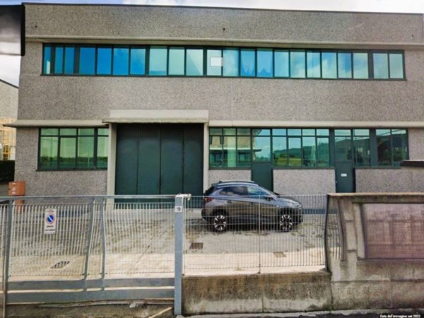 locale commerciale in vendita a Chiuduno