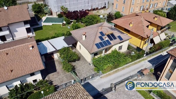 casa indipendente in vendita a Chiuduno