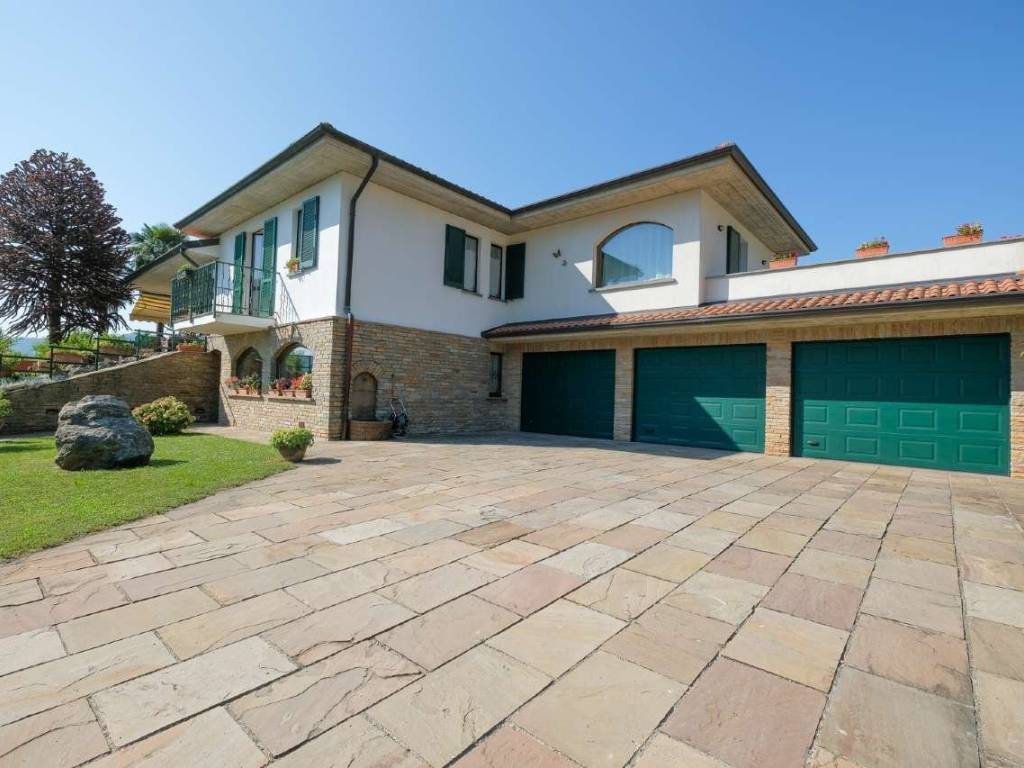 casa indipendente in vendita a Cisano Bergamasco