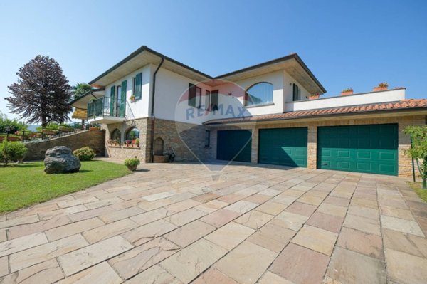 casa indipendente in vendita a Cisano Bergamasco