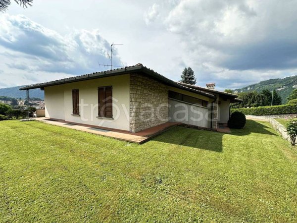 casa indipendente in vendita a Cisano Bergamasco