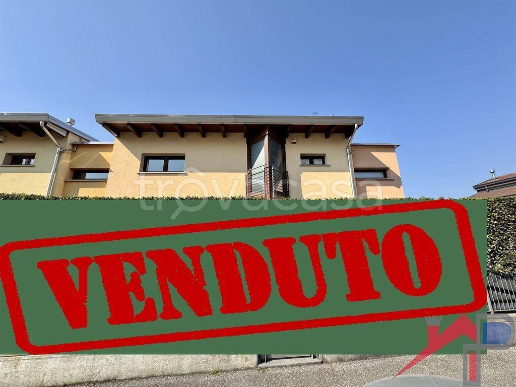 casa indipendente in vendita a Cisano Bergamasco