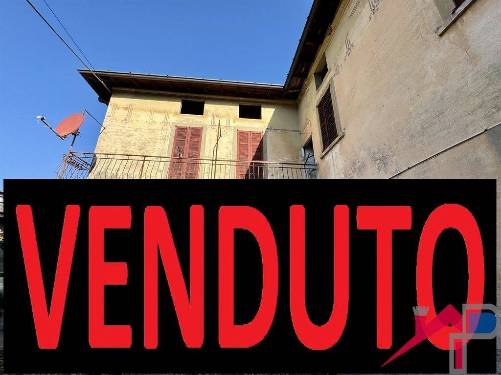 casa semindipendente in vendita a Cisano Bergamasco in zona Valbonaga