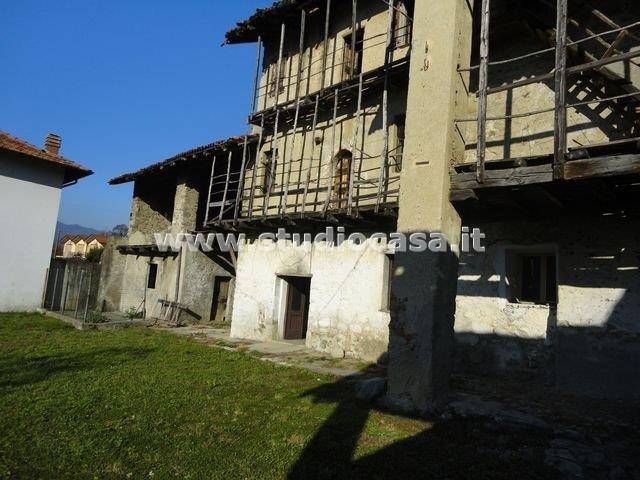 casale in vendita a Cisano Bergamasco