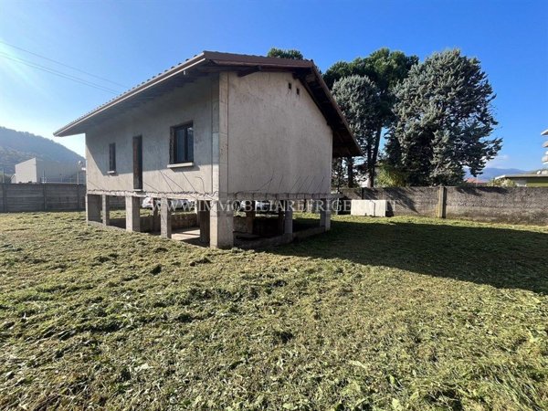 casa indipendente in vendita a Cisano Bergamasco