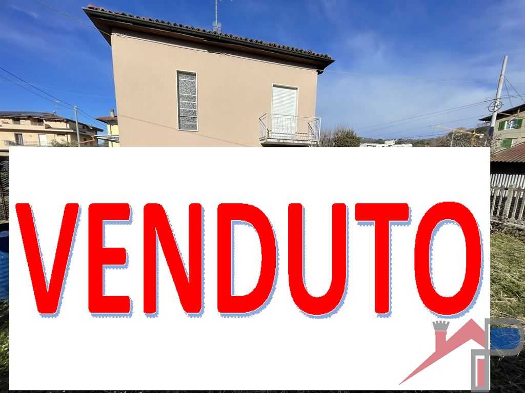 casa indipendente in vendita a Cisano Bergamasco in zona Valbonaga