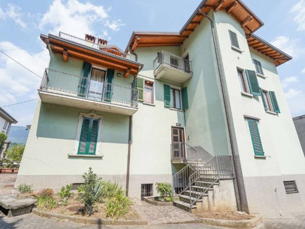appartamento in vendita a Cisano Bergamasco in zona Valbonaga