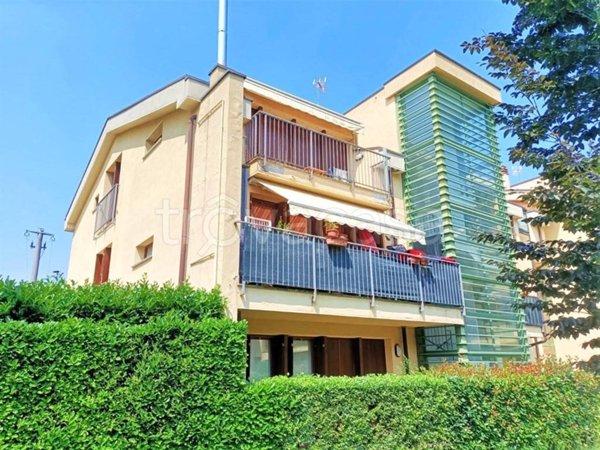 appartamento in vendita a Cisano Bergamasco in zona Valbonaga