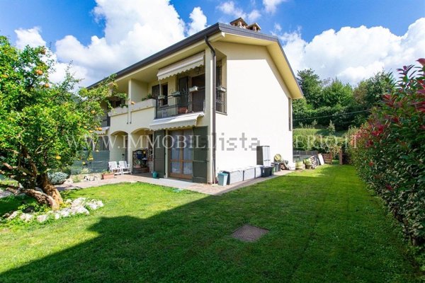 casa indipendente in vendita a Cisano Bergamasco in zona Valbonaga