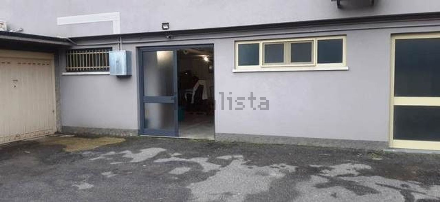 locale di sgombero in vendita a Cisano Bergamasco in zona Valbonaga