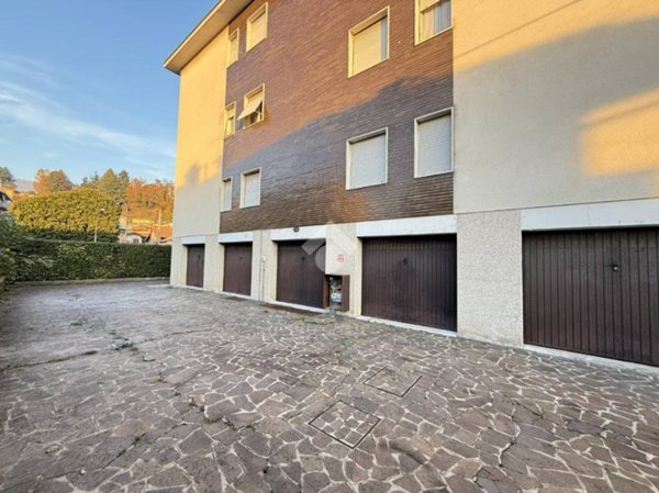 appartamento in vendita a Cisano Bergamasco in zona Valbonaga