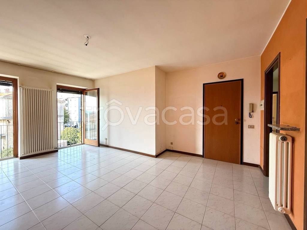 appartamento in vendita a Cisano Bergamasco in zona Valbonaga