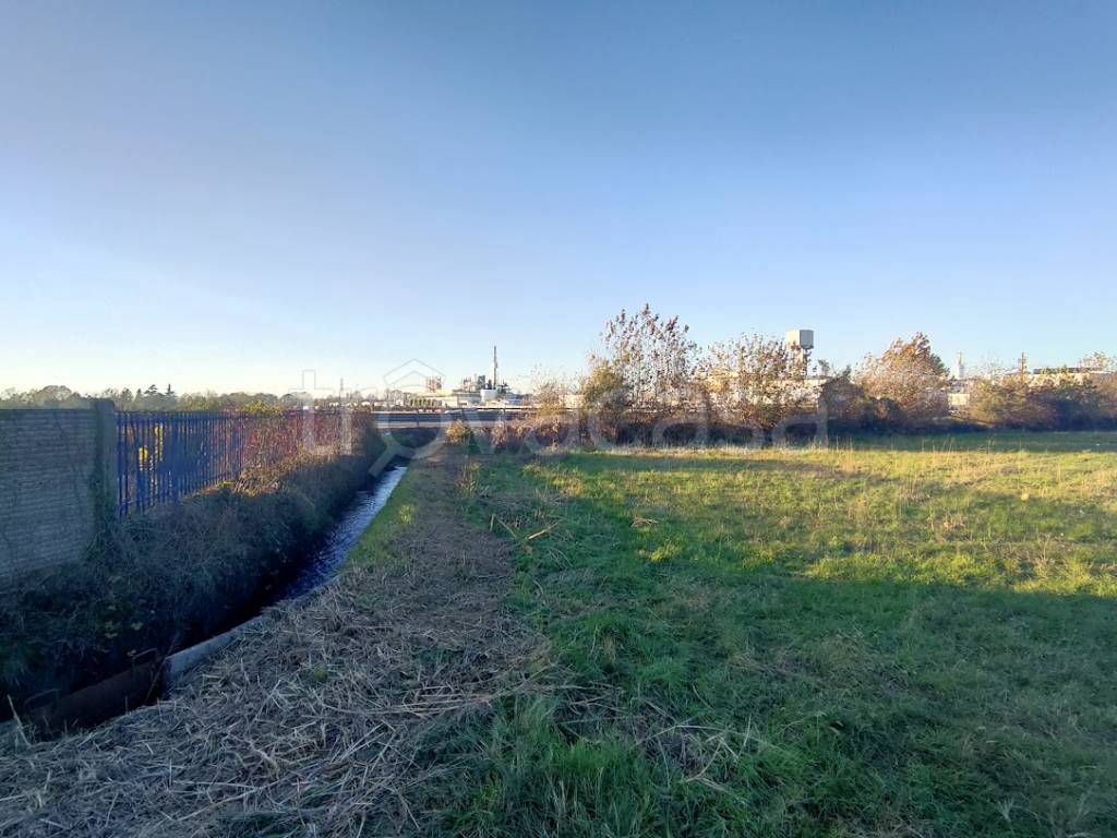 terreno agricolo in vendita a Ciserano