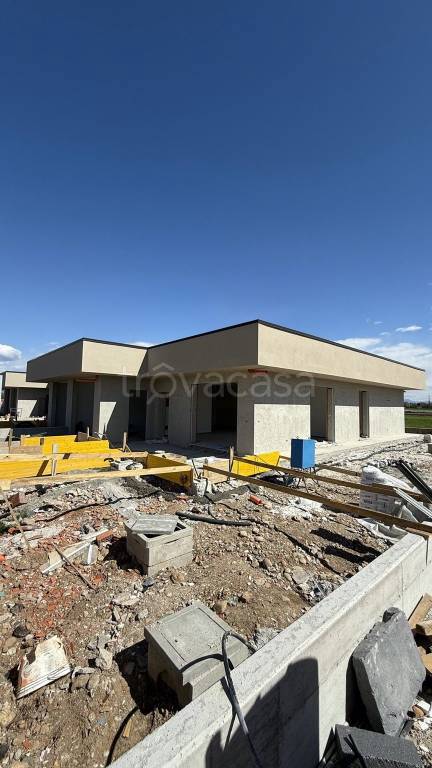 casa indipendente in vendita a Ciserano