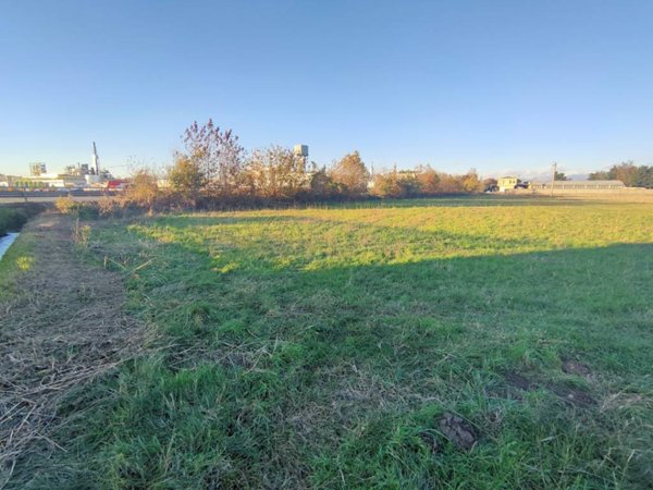 terreno agricolo in vendita a Ciserano
