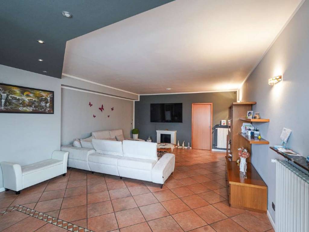 casa indipendente in vendita a Ciserano