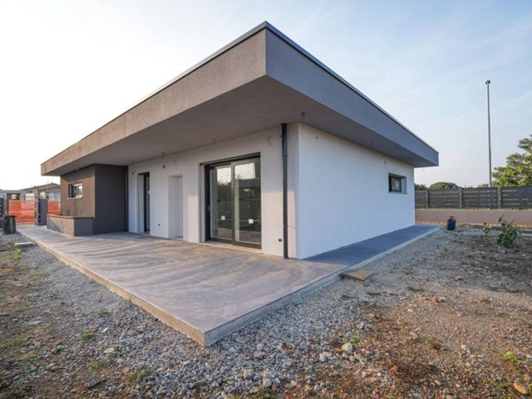 casa indipendente in vendita a Ciserano