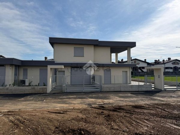 appartamento in vendita a Ciserano