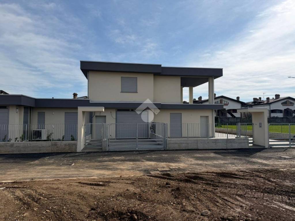 appartamento in vendita a Ciserano