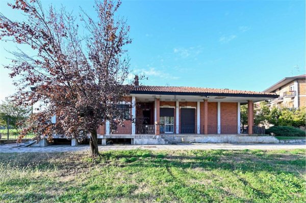 casa indipendente in vendita a Cividate al Piano