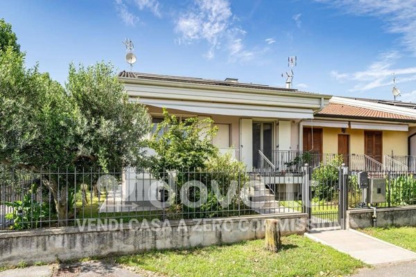 casa indipendente in vendita a Cividate al Piano