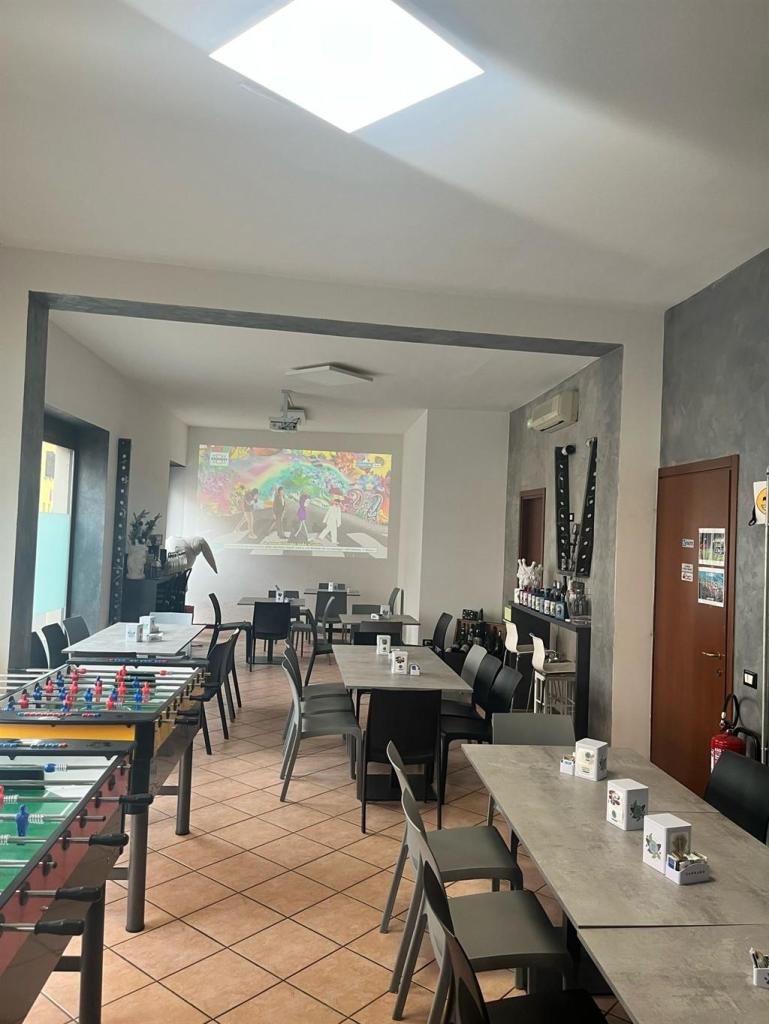 locale commerciale in vendita a Cividate al Piano