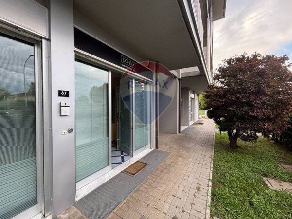 ufficio in vendita a Cividate al Piano