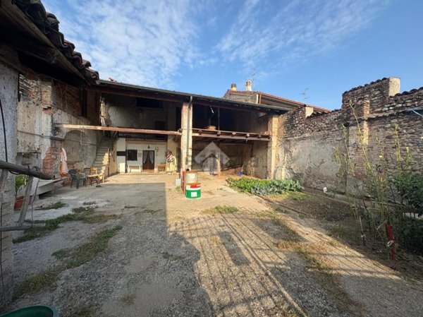 casa indipendente in vendita a Cividate al Piano