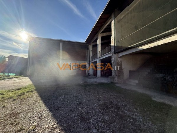 casa indipendente in vendita a Cividate al Piano