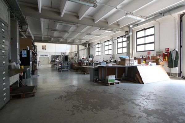 capannone in vendita a Cividate al Piano