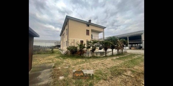 appartamento in vendita a Cividate al Piano